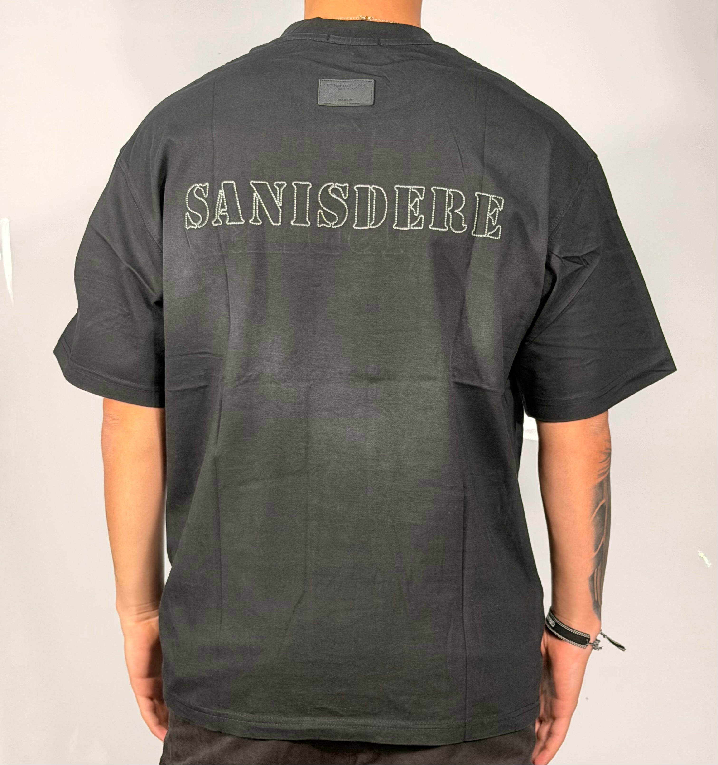T-shirt sanisdere