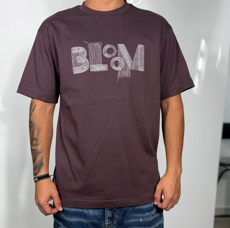 T-shirt ricamo