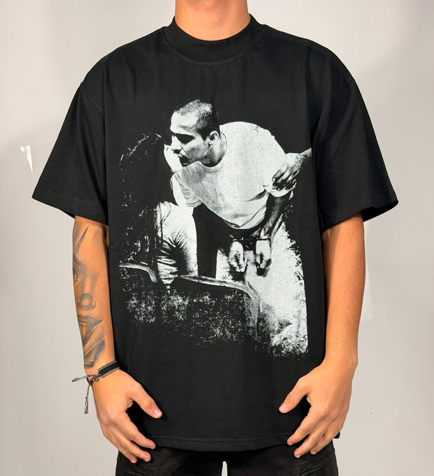 T-shirt anime di cemento