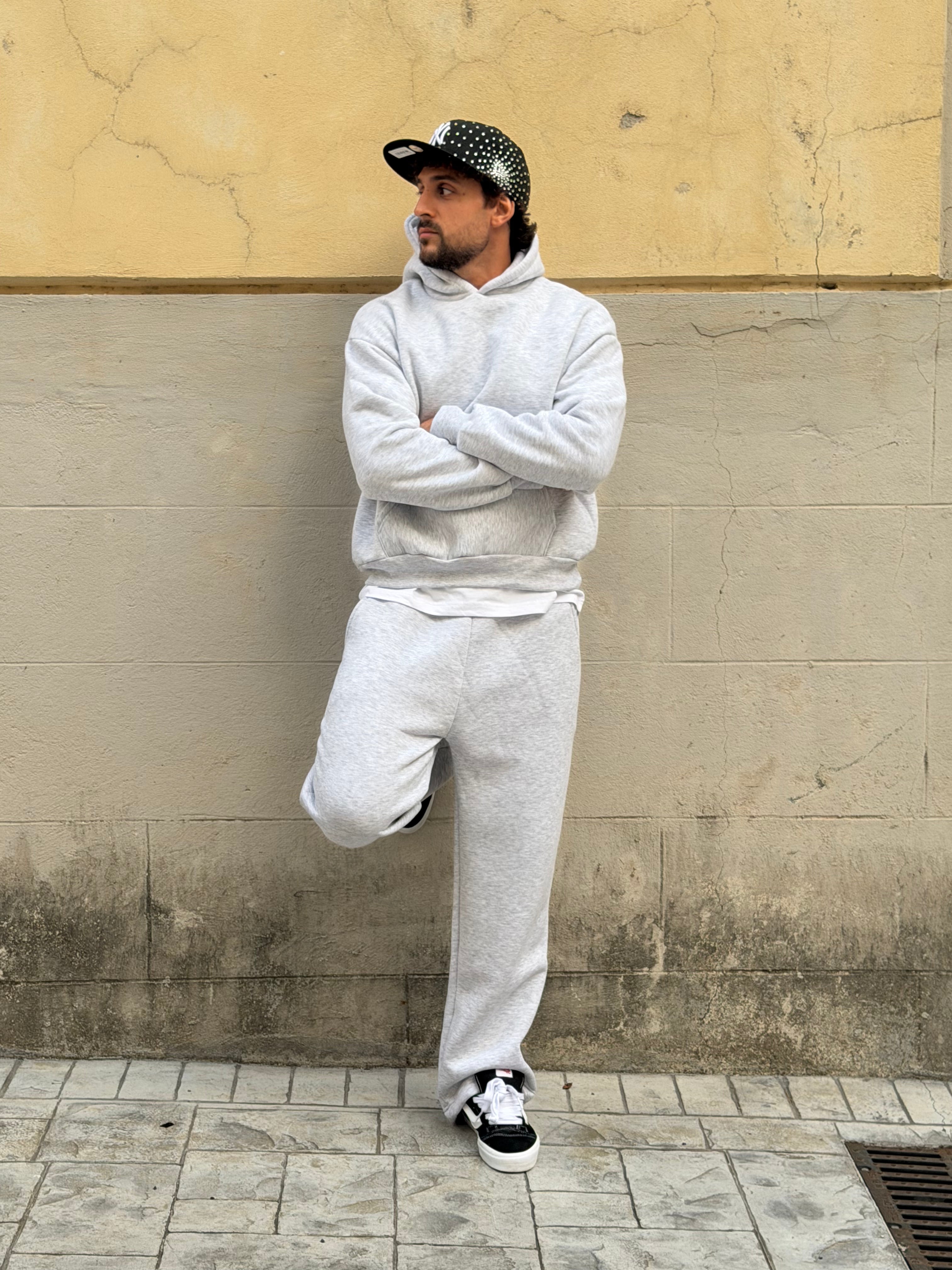 Tracksuit fondo ampio